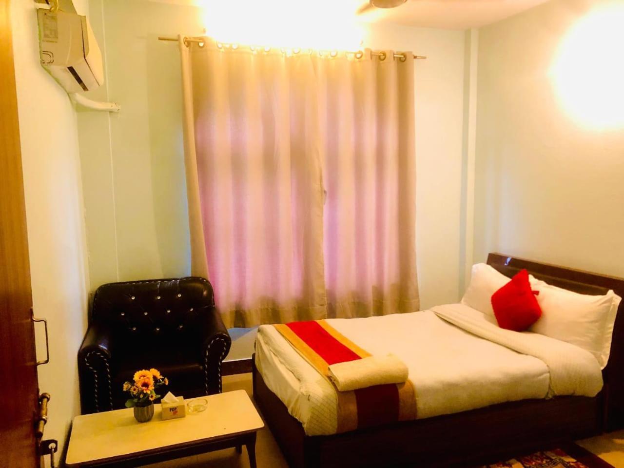 Hotel Delta Inn Kathmandu Exterior photo
